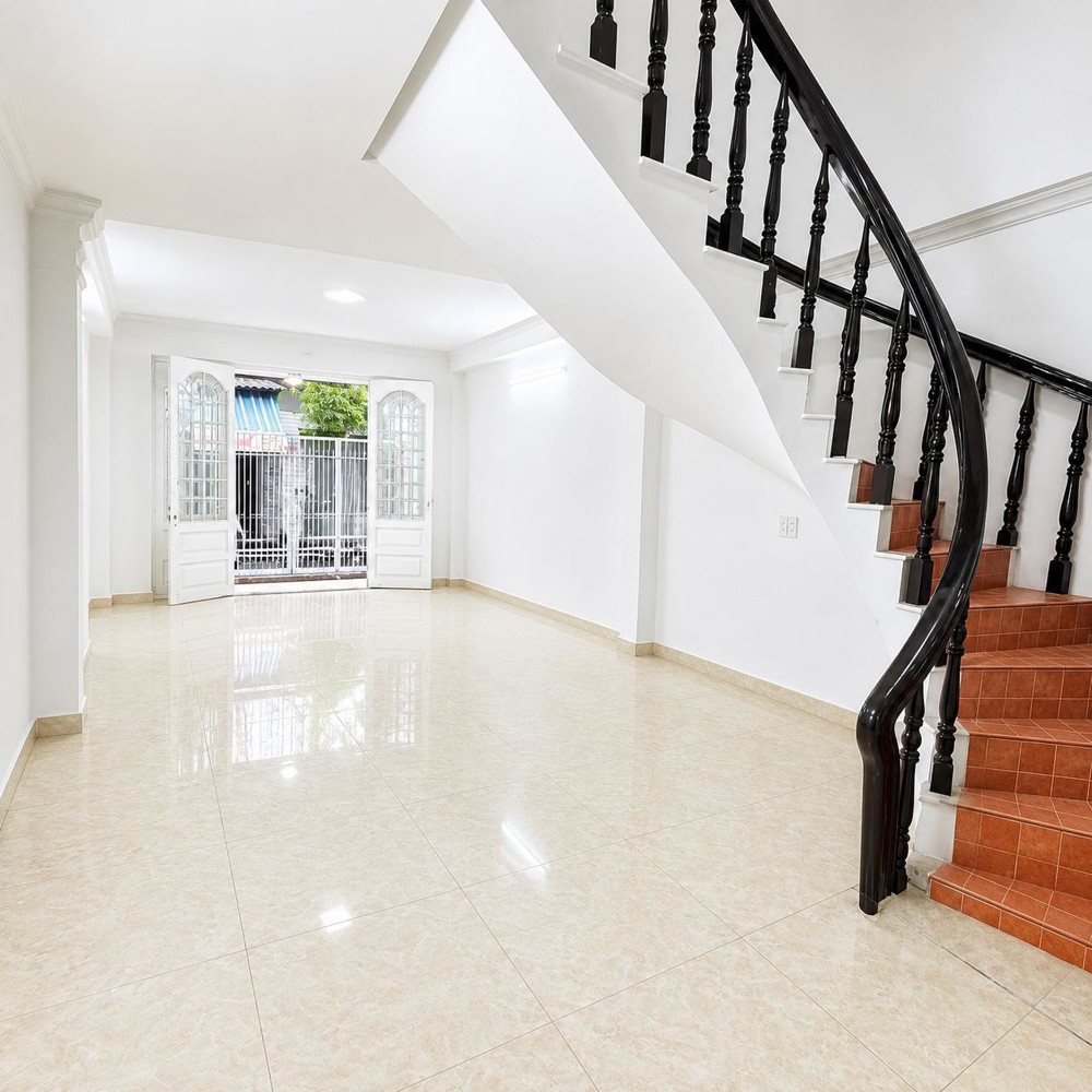 Chủ Kẹt Tiền – Giảm Sâu Chỉ Còn 10 Tỷ 900 Triệu