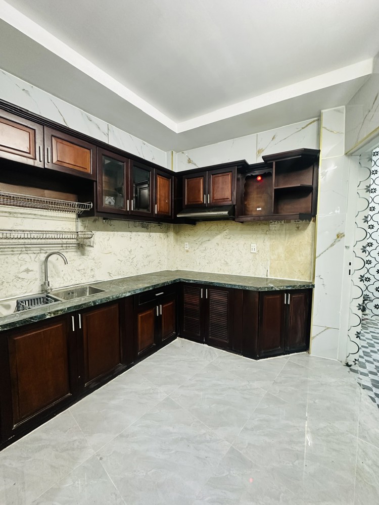 Bán Nhà 4 Tầng Nở Hậu - Gần Parmall Q8 - 75M2 - 7Pn - Nhỉnh 7 Tỷ
