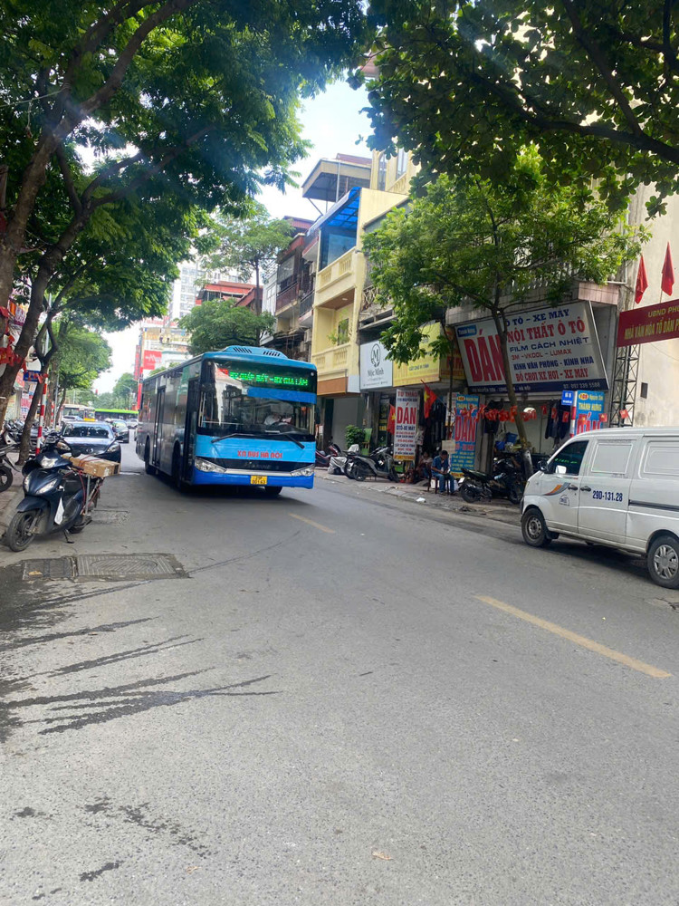 Cho Thuê Nhà Mặt Phố Hàng Mã 47M X 5T, Lô Góc