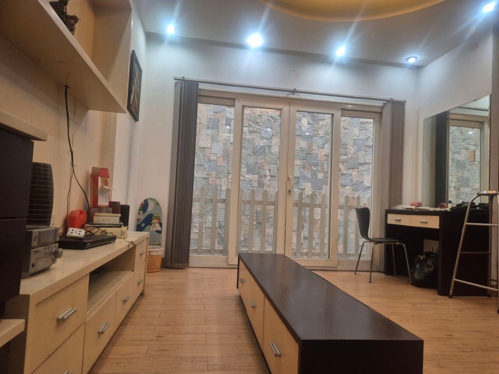 H2792* Mt 4 Tầng Gần Chợ Hạnh Thông Tây, 10.X Tỷ