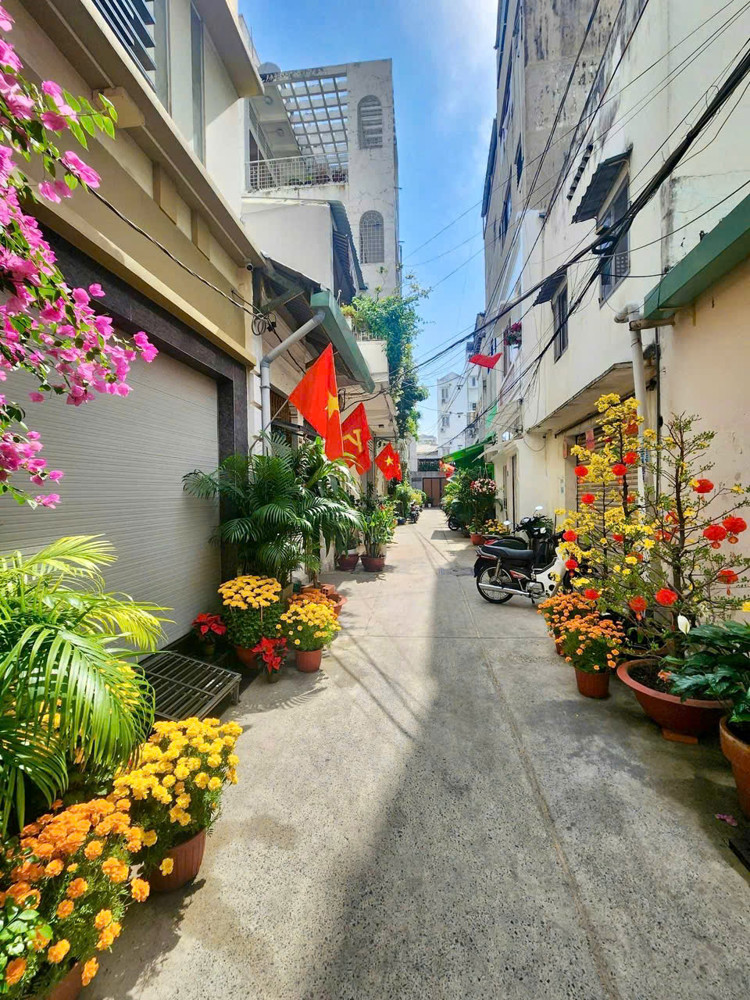 Quận 1: Chính Chủ 0938676685 Bán Nhà 5 Tầng Hai Bà Trưng- View Trực Diện Nhà Thờ Tân Định Siêu Đẹp