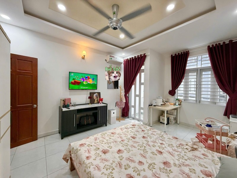 Bán Nhà 4 Tầng, Đường Số 10, Linh Xuân, Thủ Đức, Tp Hcm. Dt 60M2, Sổ Hồng, Giá 5,98 Tỷ