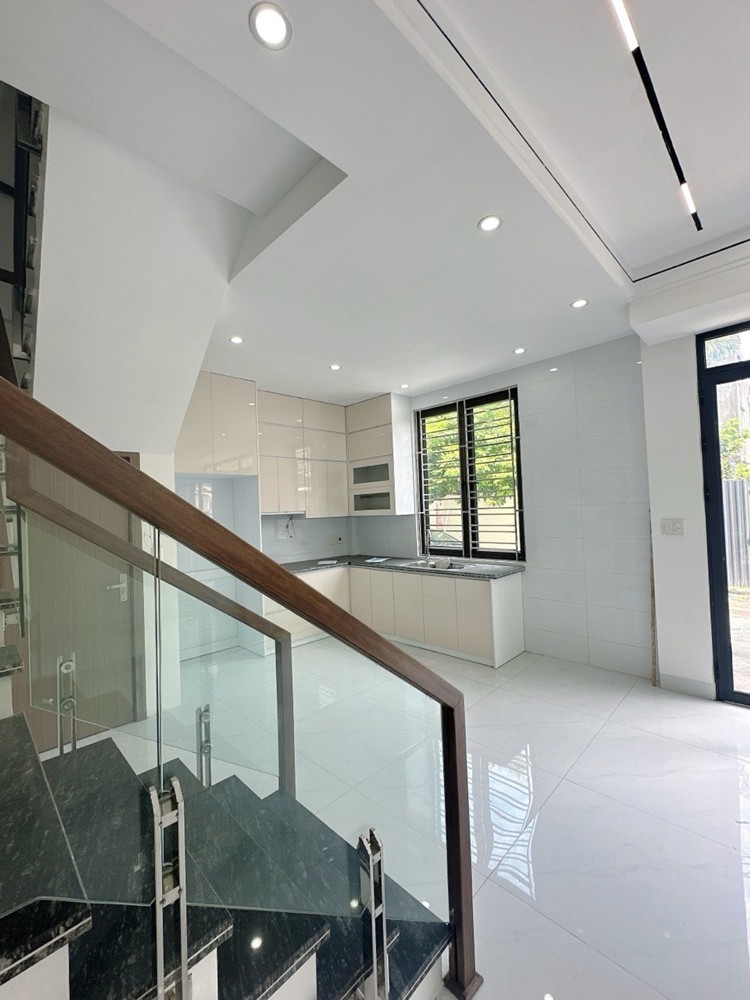 Bán Nhà 4 Tầng Phủ Thượng Đoạn - Ô Tô Đỗ Cửa