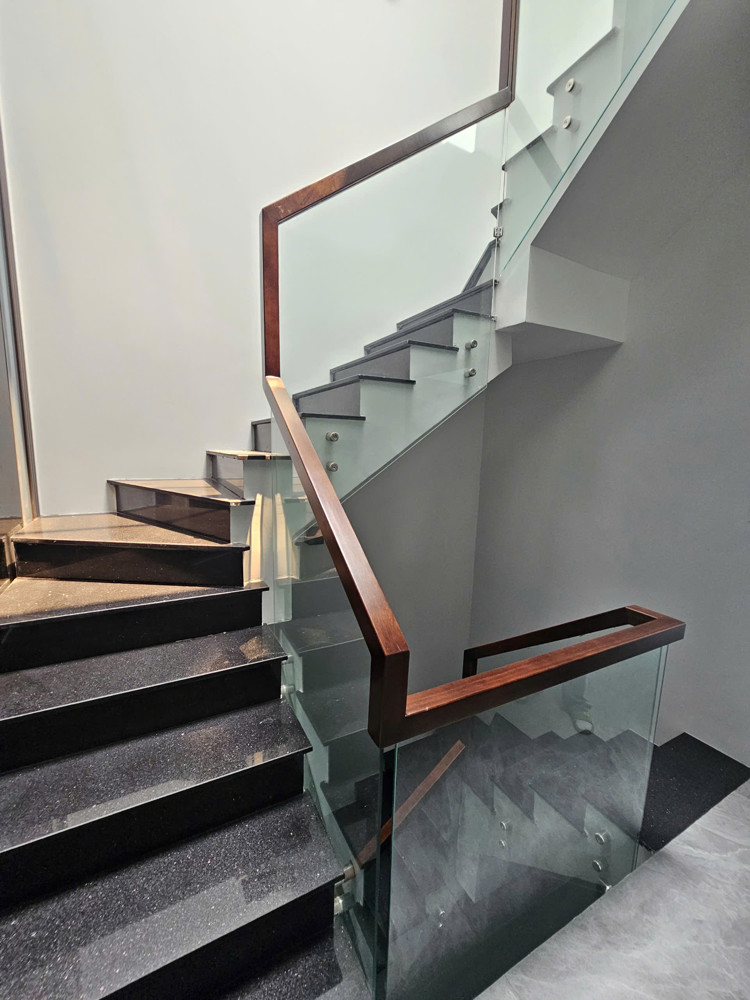 Cho Thuê Nhà, 91M2- 5T, Nguyễn Trường Tộ, Hàng Than, Trấn Vũ -52 Tr