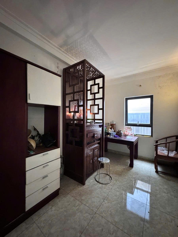 Bán Nhà Bồ Đề 34M 5 Tầng Mt5.4m 7M Ra Ô Tô Tránh Nhỉnh 8 Tỷ