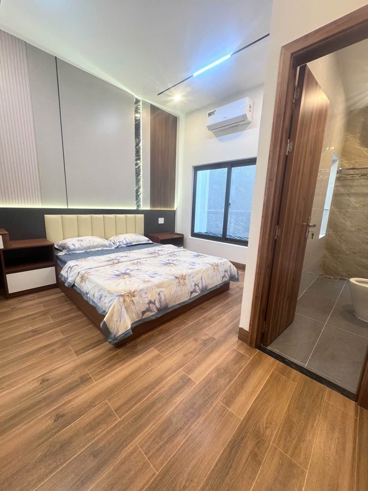 Siêu Phẩm- Ô Tô Ngủ Trong Nhà Đường Nhựa 7,5M -Gần Chợ Hòa Khánh