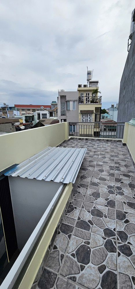 Bán Nhà Hẻm Thông Thoáng Phường Xóm Chiếu Q4ngang 2 Nở Ngang 4 Dài 6.5 M Đúc 4 Tấm