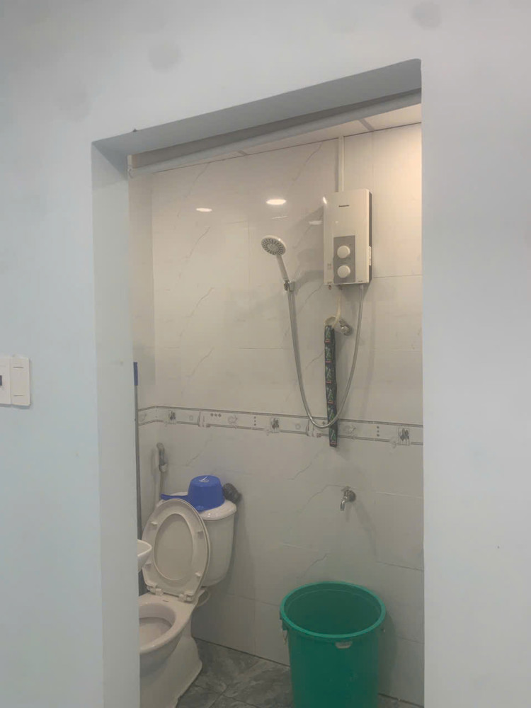 Bán Nhà Sát Mặt Tiền Q4 Ngang 3.2 X 17 Có 3 Đ