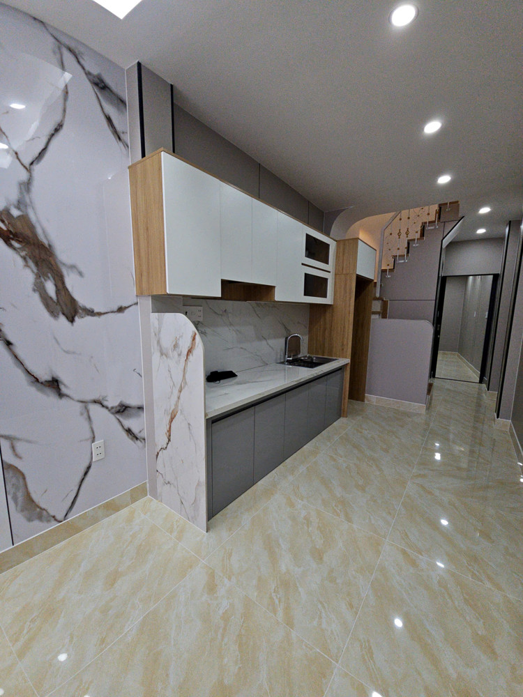 Bán Nhà Hẻm Rộng 3.5 M Sát Mặt Tiền Q4 Cạnh Q1ngang 3 X 16 M Xây Dựng Mới Trệt Lầu Ban Công