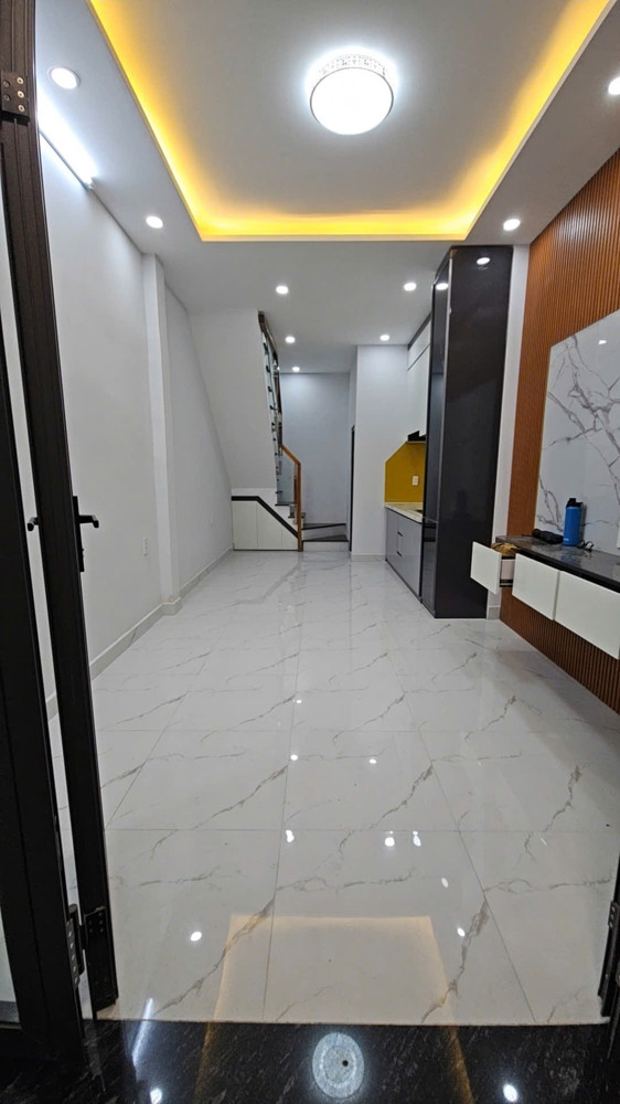 Bán Nhà Hẻm Lâm Văn Bền Cách Đường Xe Hơi 50 M Ngang 3 Dài 9 Đúc 2 Tấm Hơn 2 Đ Tân Hưng Q7