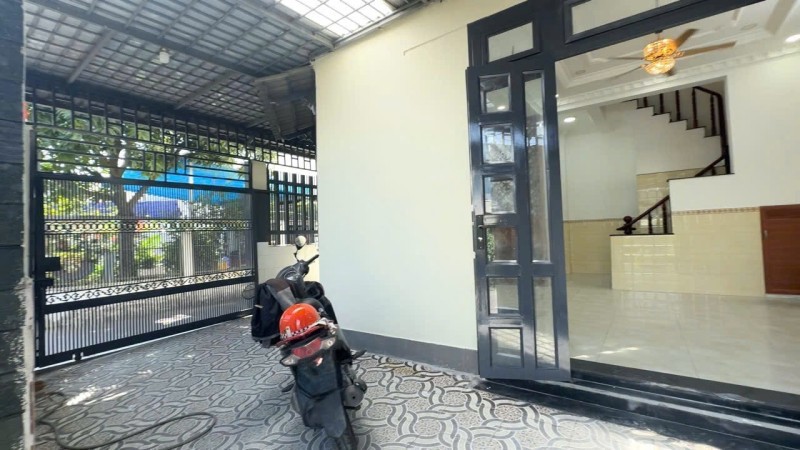 Bán Nhà Mặt Phố Đường Số 35, Hiệp Bình Chánh, Thủ Đức, Tp Hcm. Dt 75M2, 3 Tầng, Giá 8,16 Tỷ