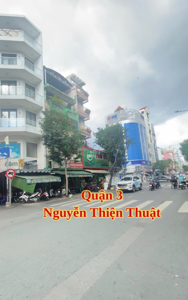 Chung Cư Nguyễn Thiện Thuật, Quận 3, Dt 3.5 X 12.3M (36 M2), Giá 2.4 Tỷ