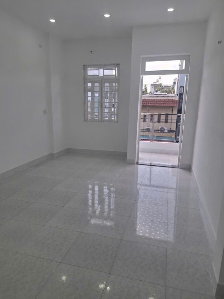 Bán Nhà Hẻm Xe Tải Đường Phú Định Quận 8 - 60M2 (4X15m) - 3 Phòng Ngủ - Sổ Hồng Riêng - Giá 5.25 Tỷ