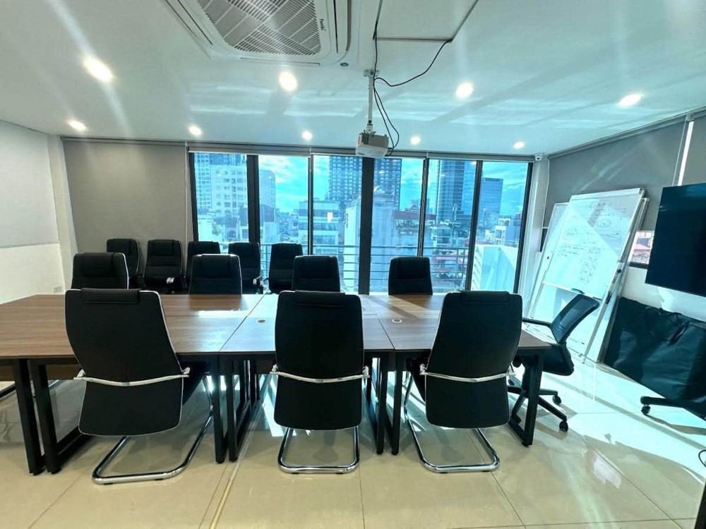 Bán Tòa Văn Phòng Láng Hạ - Đống Đa - Building 10 Tầng - Dt 180 Triệu/tháng - 136M² - Mt 8M - 95 Tỷ