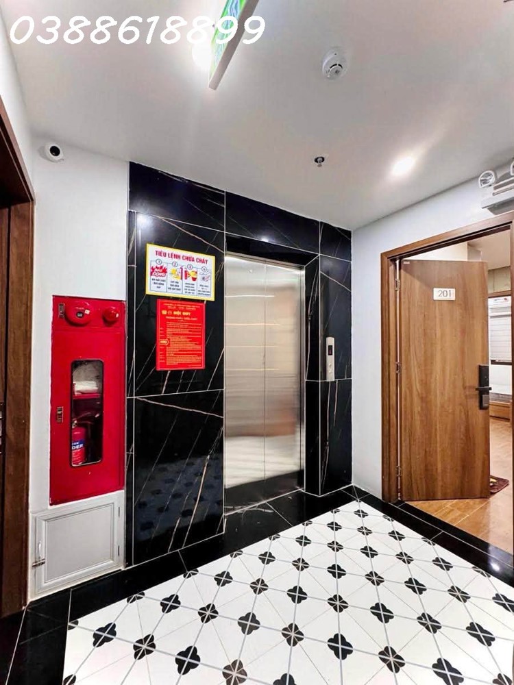 Bán Tòa Apartment Láng Hạ - Đống Đa - 2 Mặt Ngõ - Ô Tô - Dt 200 Tr/th - 95M² - 8 Tầng - Mt 5M - 42