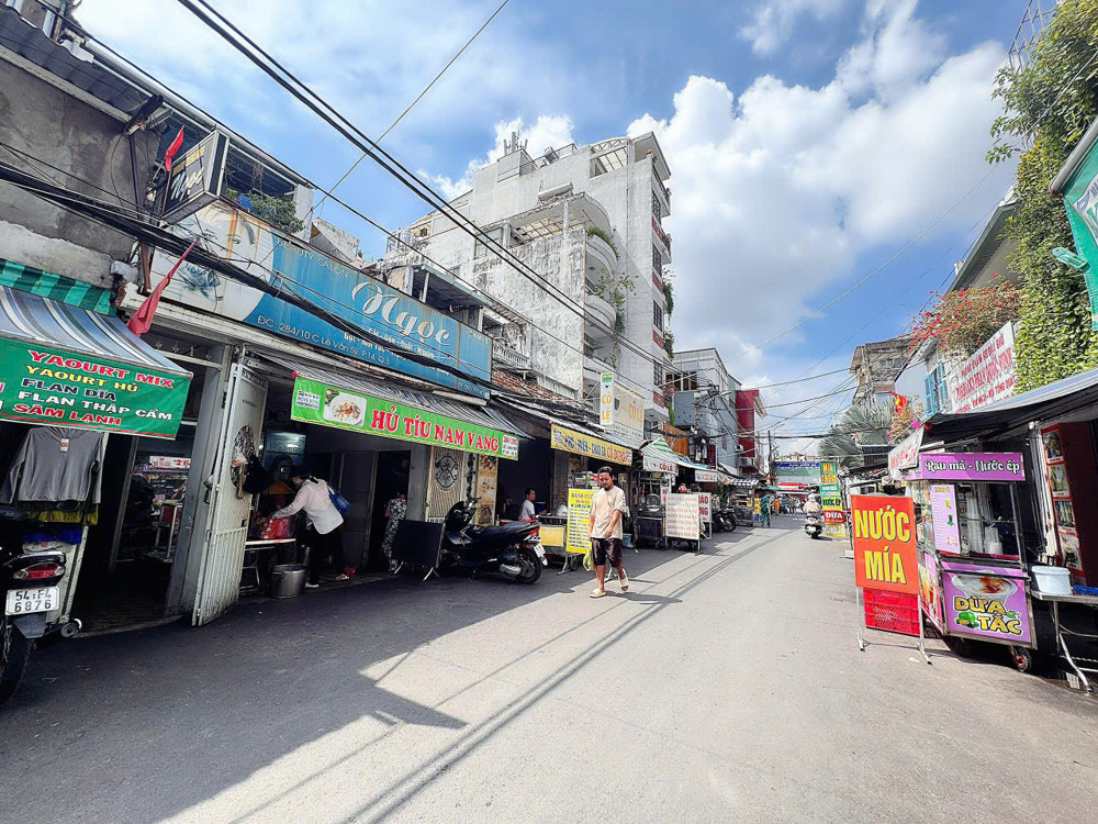 Hiém - Bán Nhà 3 Tầng Đ.lê Văn Sỹ, Quận 3 - Ngang Đẹp 6,3M Nở Hậu 11M*25m - Sổ Hồng Nở Hậu Vuông