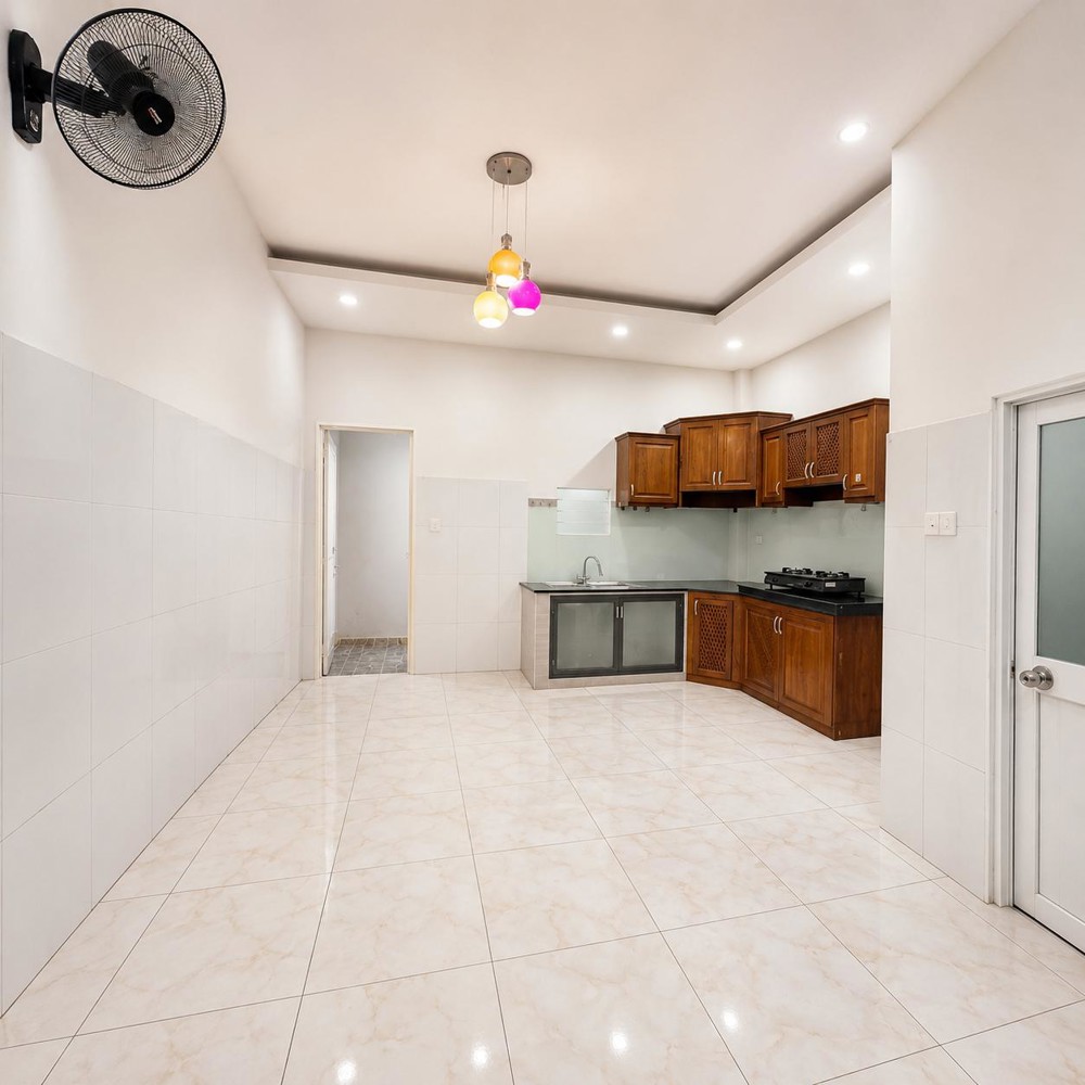 Giá 13 Triệu Thuê Nhà Nguyên Căn 4 Phòng Ngủ, 5 Wc