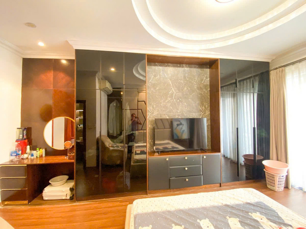  Đáng Xuống Tiền Tại Thời Điểm Này ..... 56M2 - 6 Tầng - Mt 4.3M . Giá 24.5 Tỷ . Đống Đa 