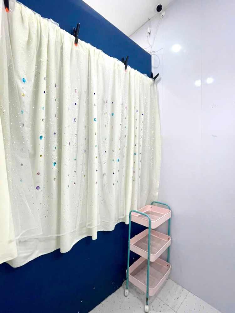 Sang Nhượng Cửa Hàng Photobooth - Chỉ 250 Triệu, Đang Hoạt Động Ổn Định – Trung Tâm Tp. Lào Cai