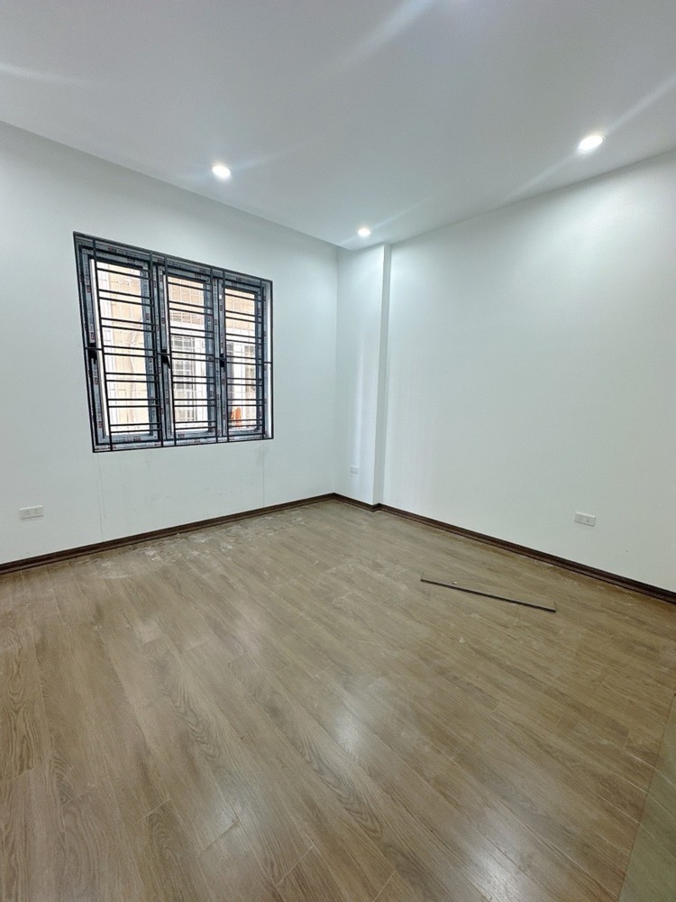Siêu Phẩm Mặt Ngõ Chợ Hàng - Thông Hồ Sen Kinh Doanh Đỉnh