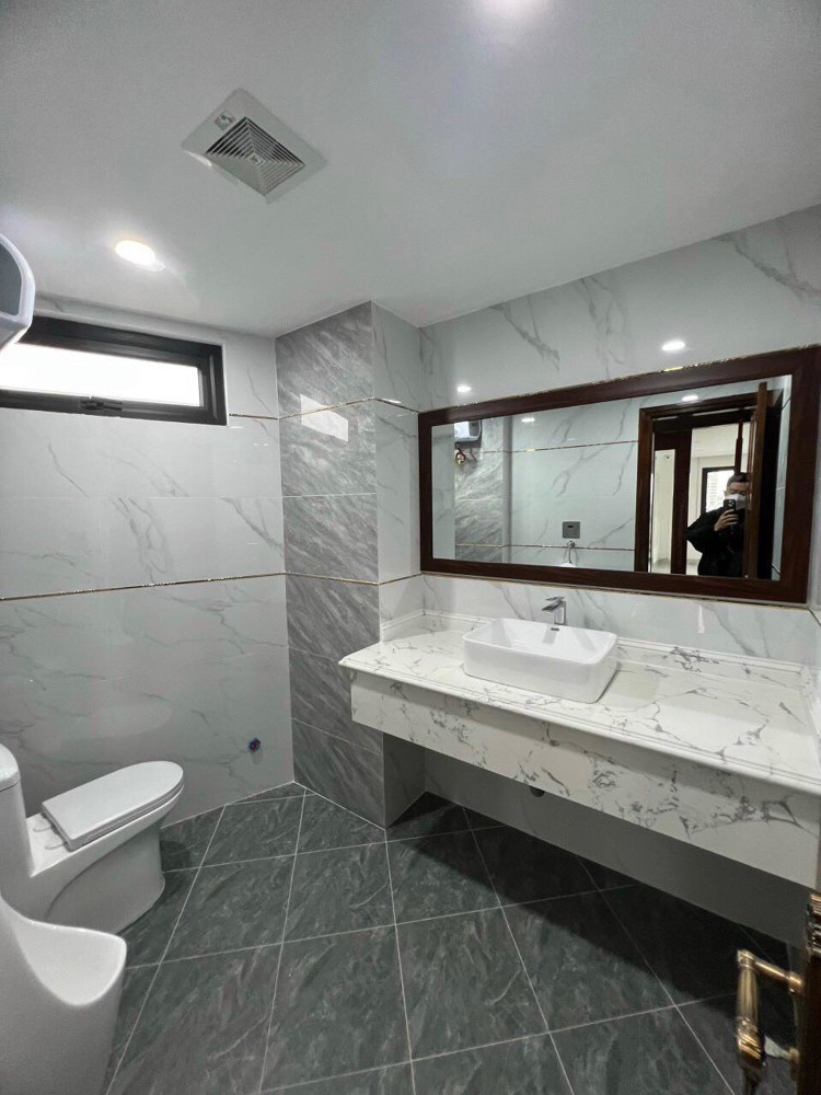 Cho Thuê Nhà, Nguyễn Khánh Toàn, Nguyễn Văn Huyên; 242M2* 1T -31 Tr