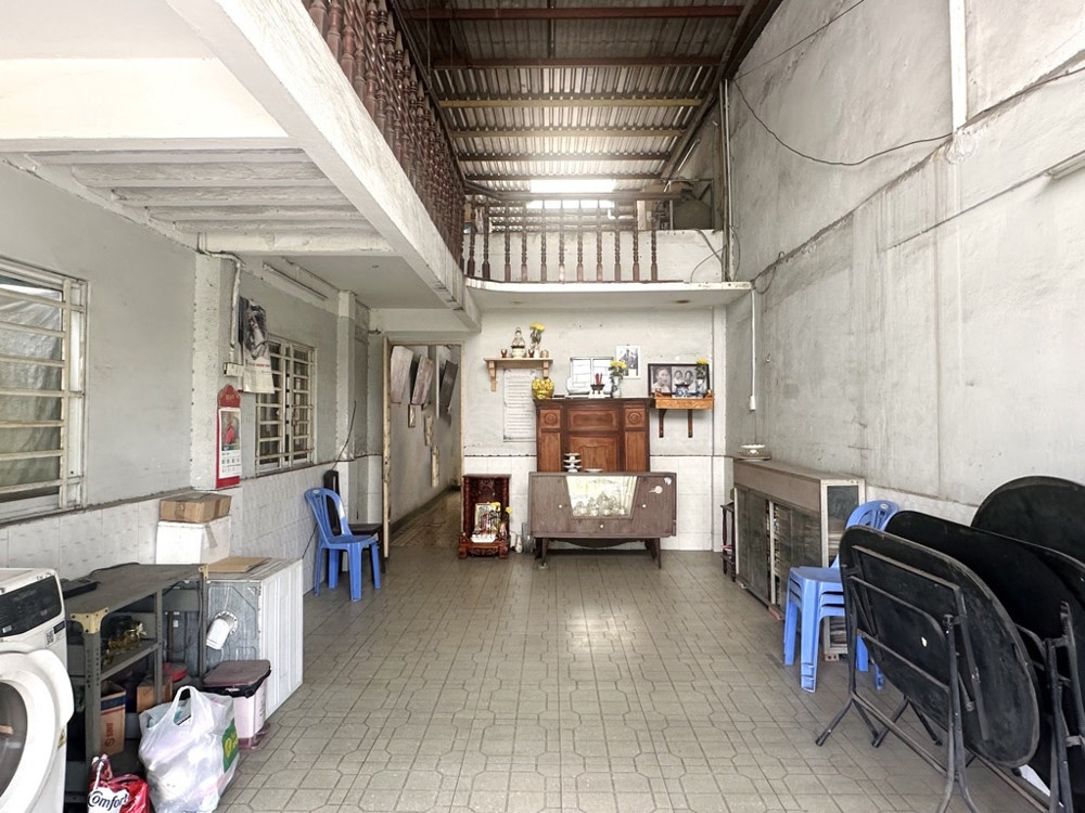 [D2813*] Mặt Tiền Kinh Doanh Gần Cv Gia Định - 18.X Tỷ