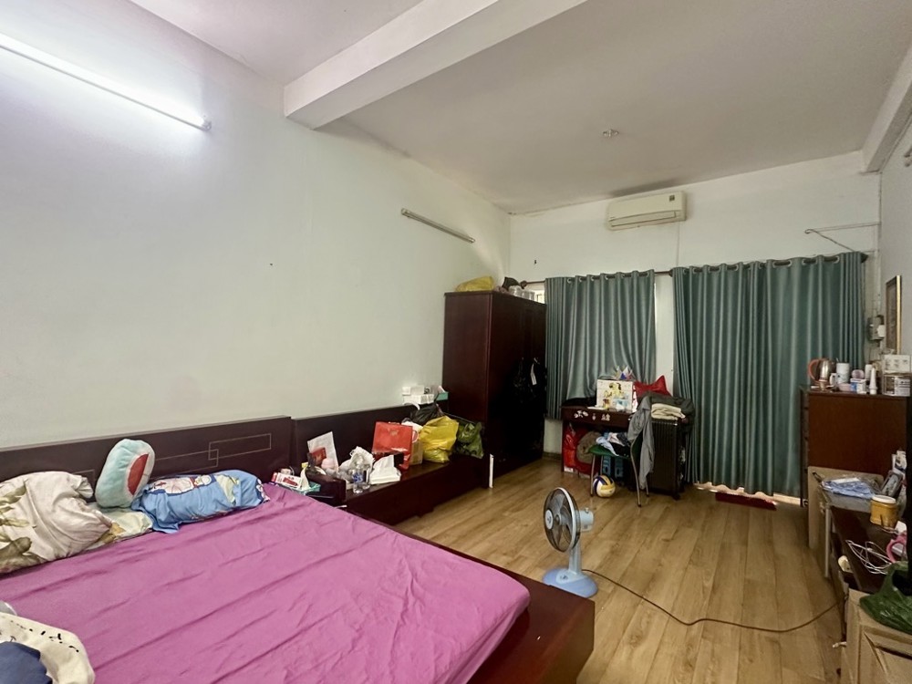 [D2813*] Mặt Tiền Kinh Doanh Gần Cv Gia Định - 18.X Tỷ