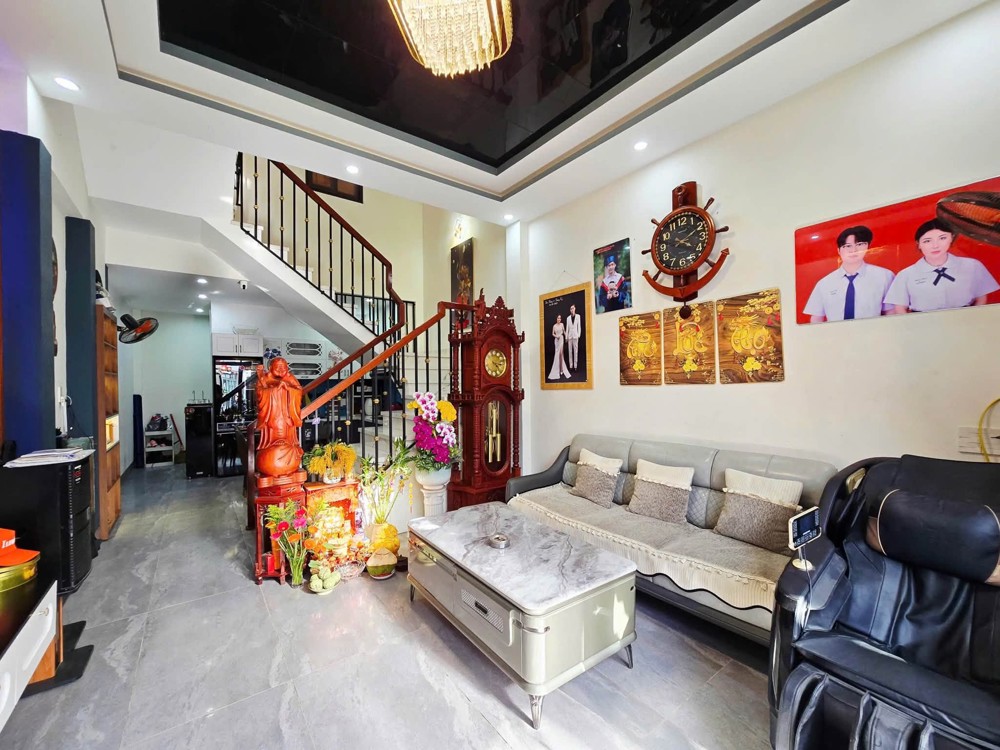 Nhà 3 Tầng 3 Mê Kiên Cố – K500 Tôn Đản – Full Nội Thất