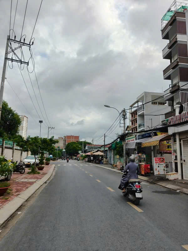 Đất Mặt Tiền Quận 12 – Giá Rẻ Như Đất Hẻm, Nhanh Kẻo Lỡ!