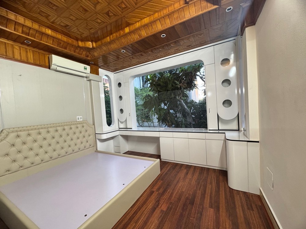 Bán Nhà Việt Hưng 40M2- 4 Tầng- Vỉa Hè, Ô Tô Tránh Đỗ- 12.X Tỷ