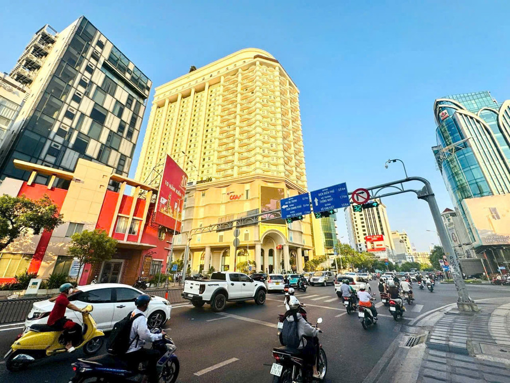 Quận 3: Chính Chủ 0938676685 Bán Siêu Phẩm 9 Tầng Mặt Tiền Lý Chính Thắng, P.xuân Hòa- Dt 334M2