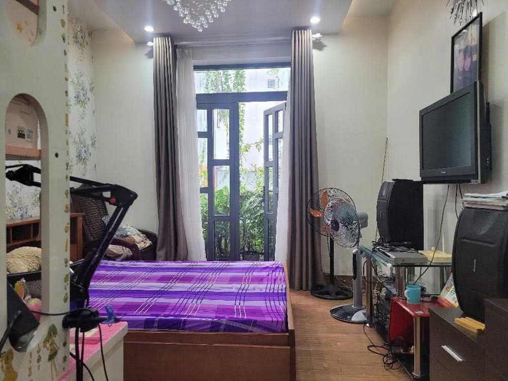 Bán Nhà Quận 3 Gần Công Viên Tao Đàn – 44M², 4 Tầng, Giá 8.8 Tỷ