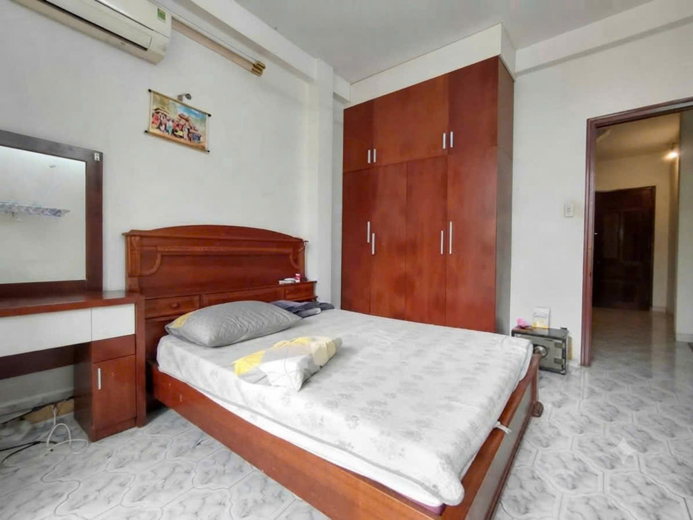 Bán Nhà Phạm Văn Hai • 54M² • 1 Trệt 3 Lầu • 5 Pn • Sân Thượng • Di Chuyển Sân Bay Khoảng 5 Ph 