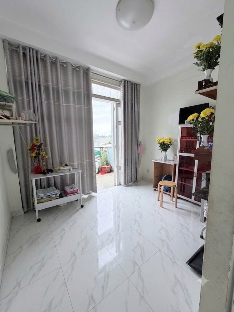 Bán Nhà 4 Tầng Gần Mặt Tiền Phạm Thế Hiển- P.4 Q.8 - 50M2- 4Pn -Nhỉnh 6 Tỷ - Lh 0784968131