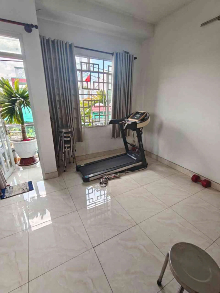 Bán Nhà Gần Hẻm Xe Hơi –Bến Xe Quận 8 – 100M² –Nở Hậu Tài Lộc –Nhỉnh 6 Tỷ-Lh 0784968131