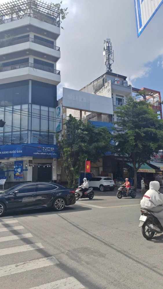 Bán Nhà Mặt Tiền Bình Quới - Giao Thanh Đa, 8,5X24m, 3 Tầng Cũ, Gpxd 9 Tầng Mới, 52 Tỷ