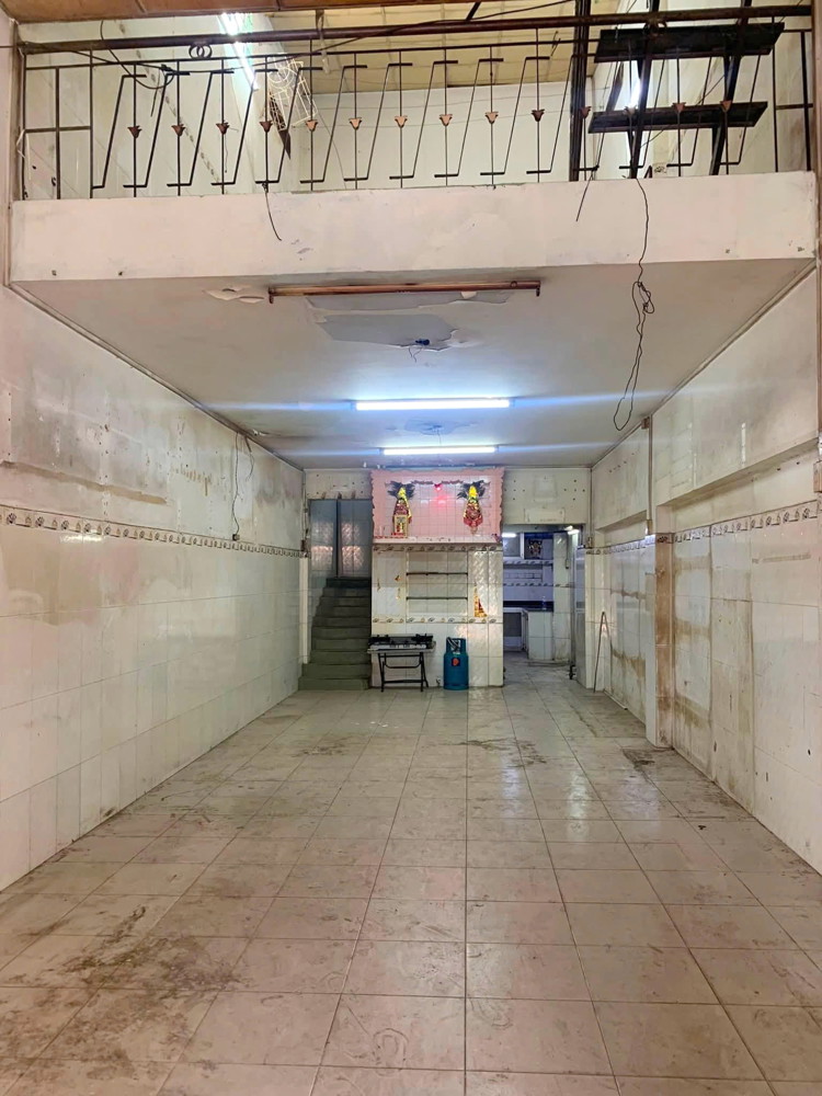 Mặt Tiền Trần Nguyên Hãn P13q8 (P.bình Đông)