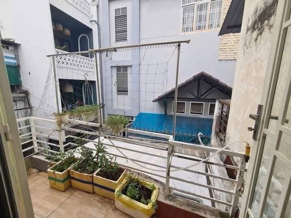 Bán Nhà Phạm Thế Hiển Q8 – 64.4M² Nở Hậu – 3Pn – Giá 6.2 Tỷ