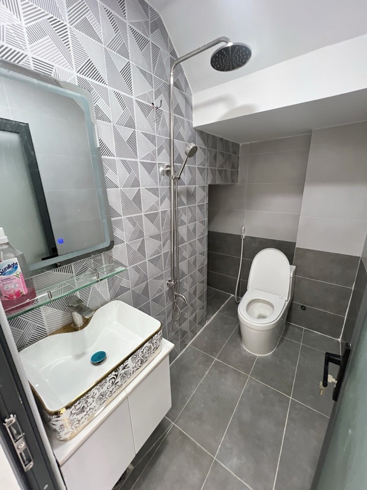 Bán Nhà Hồ Thành Biên - 61M² - 4Pn 4Wc - Sát Aeon Parkmall - Giá 5.5 Tỷ