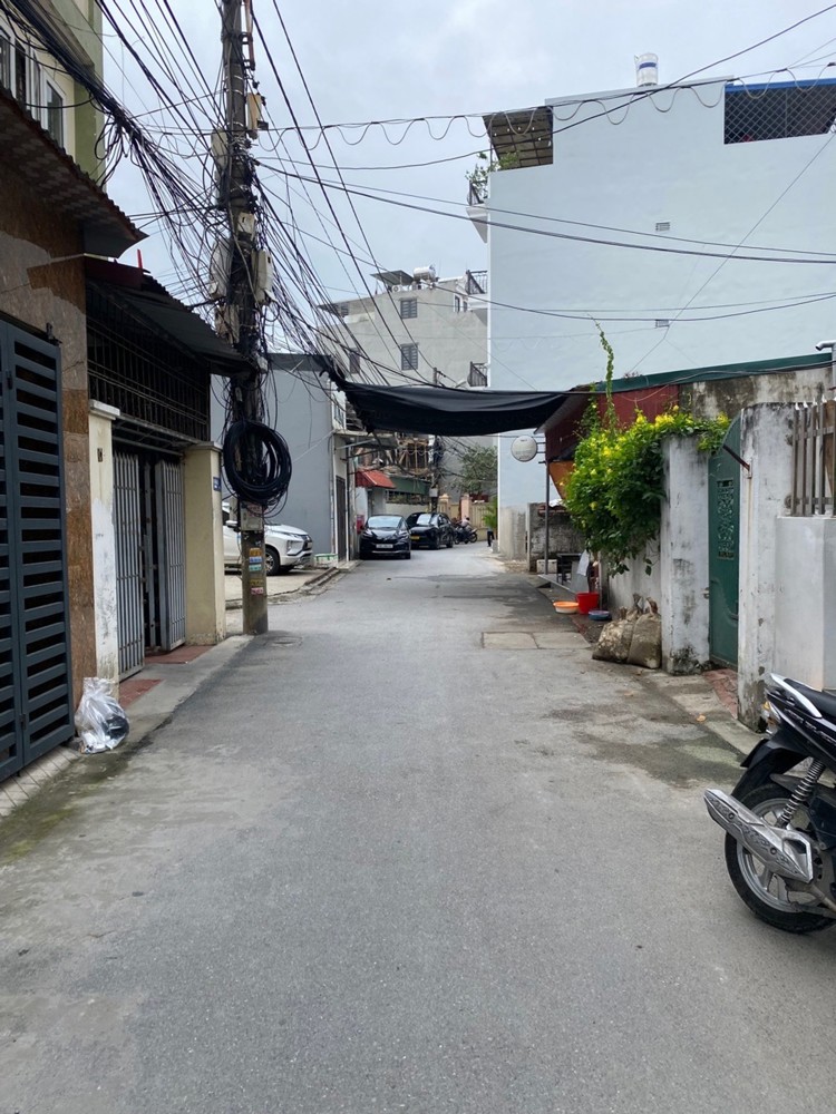 Nhà 4 Tầng Thang Máy Hồ Sen - Ngõ Ô Tô Tránh