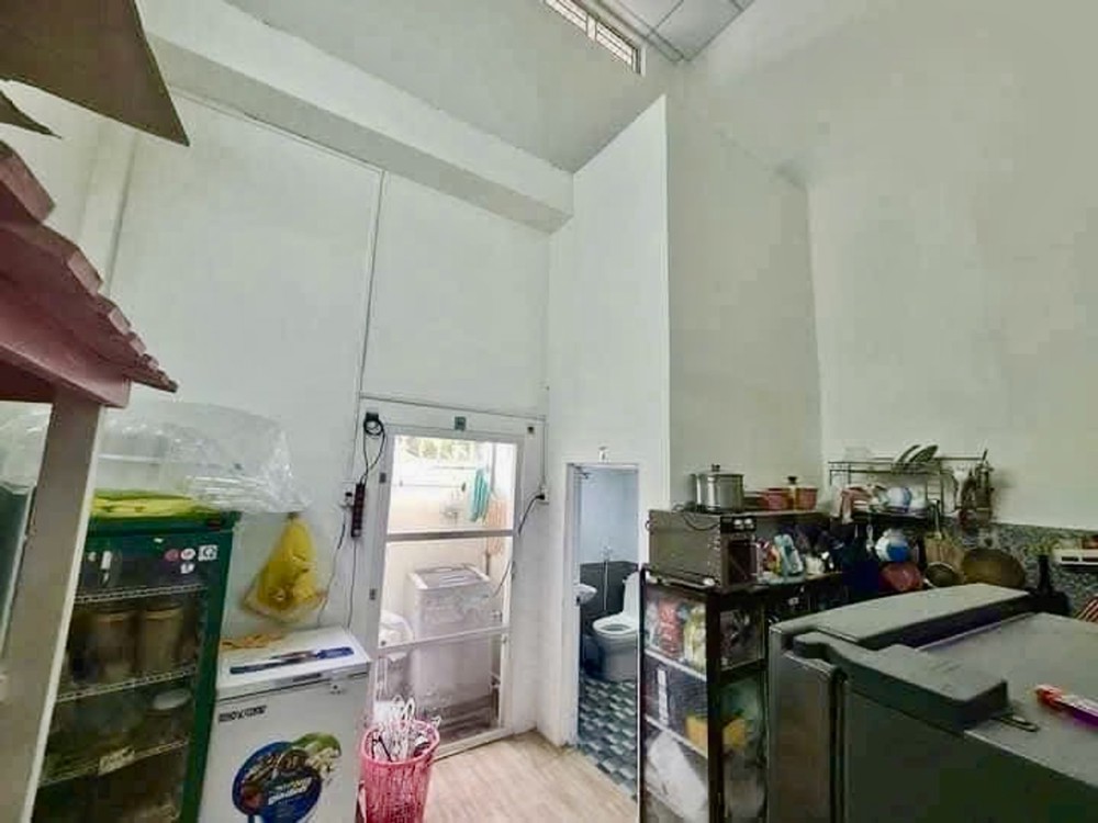 Bán Nhà Gần Hẻm Xe Hơi – Cầu Rạch Ông – P.1 Quận 8 – 65M² – Nhỉnh 6 Tỷ- Lh 0784968131