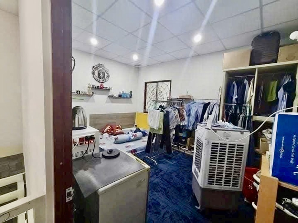 Bán Nhà Gần Hẻm Xe Hơi – Cầu Rạch Ông – P.1 Quận 8 – 65M² – Nhỉnh 6 Tỷ- Lh 0784968131