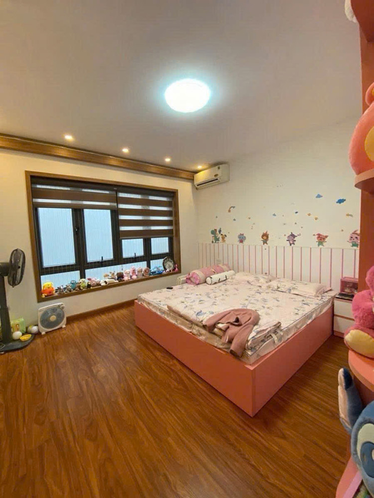 Bán Nhà Ngọc Thụy 73M 5 Tầng Mt4.2m 30M Ra Ô Tô Chỉ 13 Tỷ