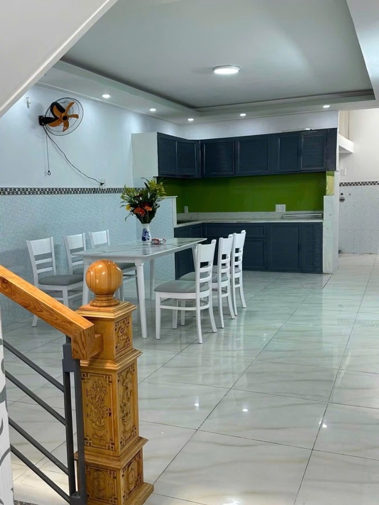 [H2826*] Nhà Đẹp Sát Ubnd Phường Quang Trung Gò Vấp - 5.X Tỷ