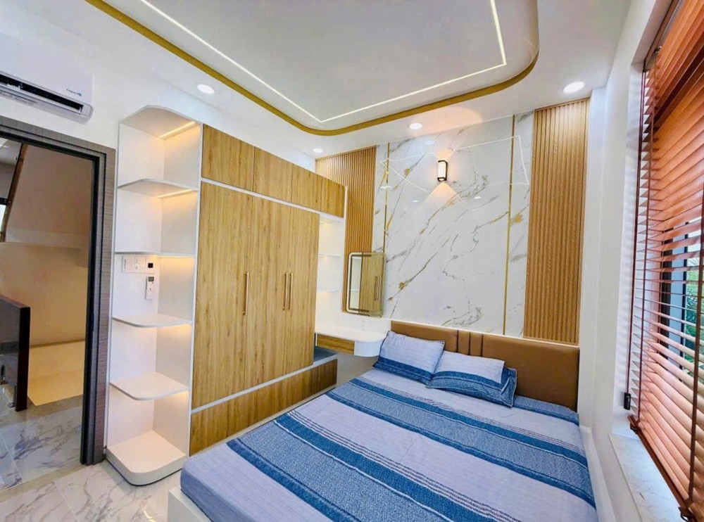 Nhà 4 Tầng, Có Phòng Ngủ Trệt, Phù Hợp Gia Đinh 3 Thế Hệ, Chỉ Hơn 6 Tỷ