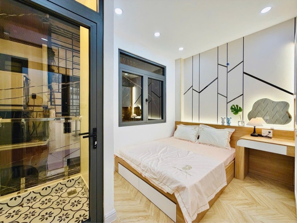 T2827 Nhà Mới Full Nội Thất Cạnh Vincom Quang Trung 4.X Tỷ