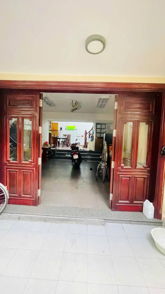 Nhà Bán Hẻm 6M Bạch Đằng - Giao Hồng Hà, Sân Bay Tsn, 6,2X15,5M, 5 Tầng, 23,9 Tỷ