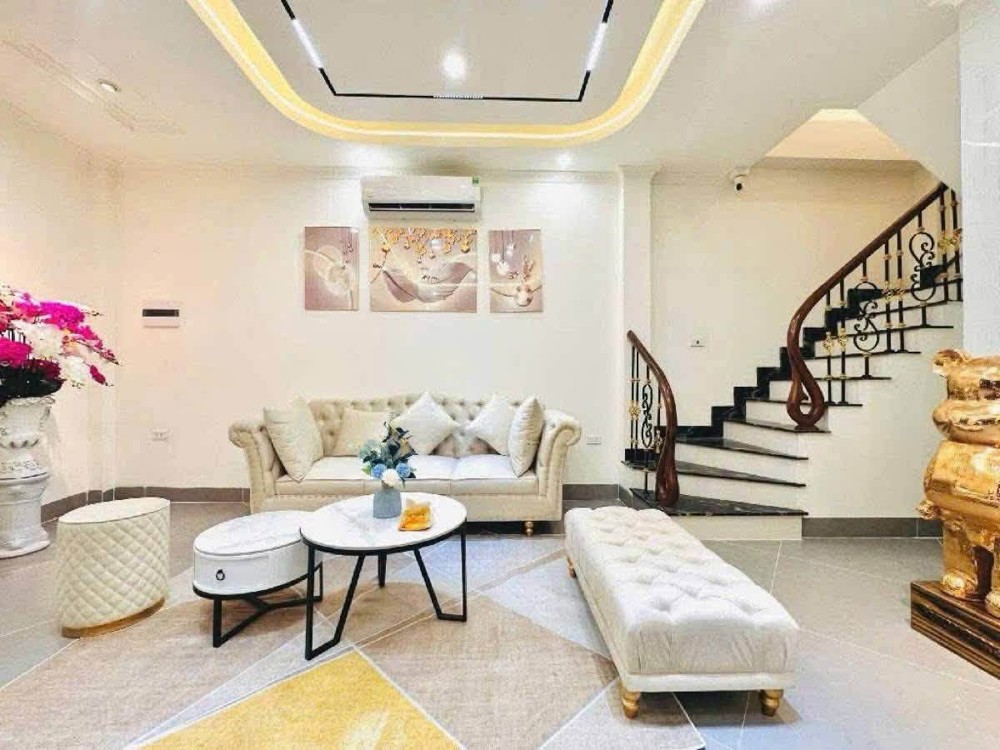 Nhà Đẹp 7 Tầng Thang Máy Thái Thịnh, Đống Đa - 40 M2 - Mt 5,5 M - 15,2 Tỷ