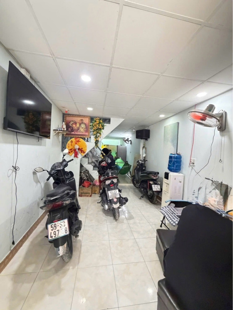 [D2831*] Sát Ngã 6 Gò Vấp Nhà 2 Tầng Có Dòng Tiền - 4.X Tỷ