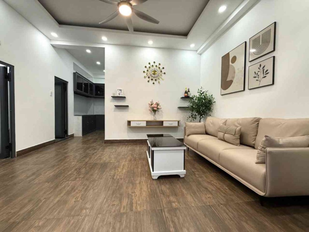 T2833* Nhà Mới 4Pn Ngang 5M Sát Ubnd Phường Quang Trung - 4.X Tỷ